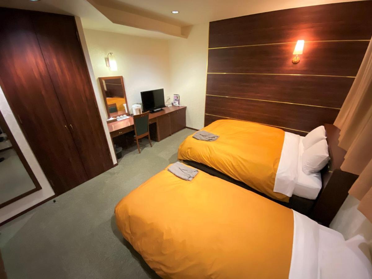 Hotel 1-2-3 Kokura Кіта-Кюшю Екстер'єр фото
